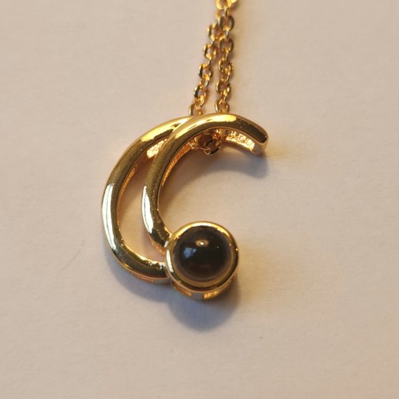 Projection I Love You Necklace, Letter C - Picture 9 of 14